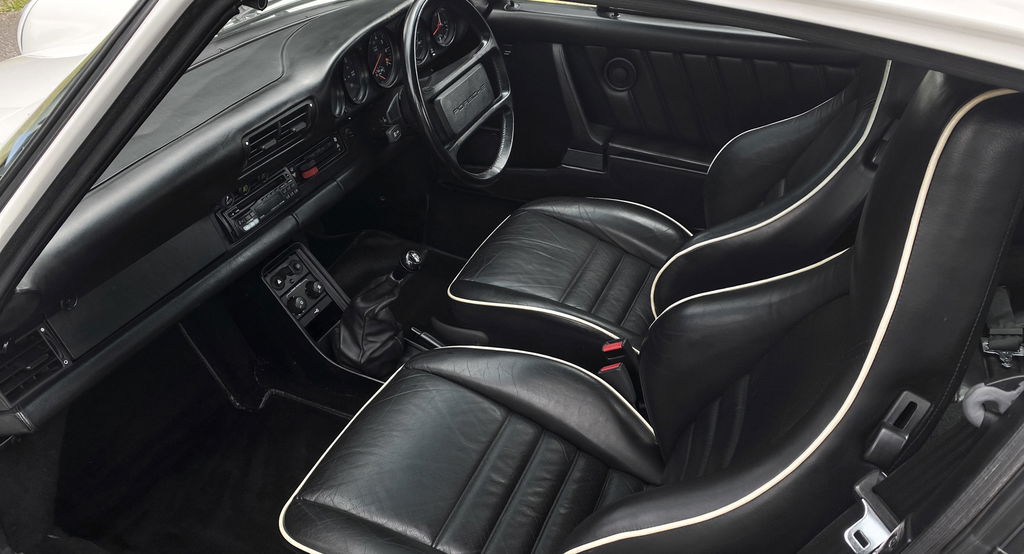 Porsche 911 Turbo 3.3