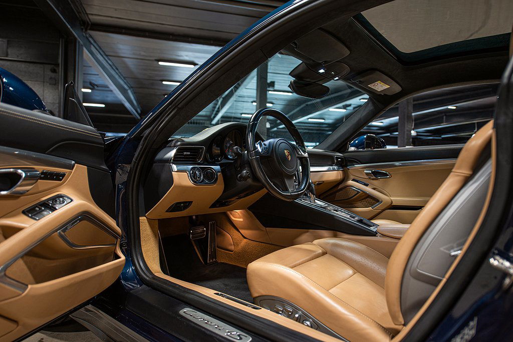 Porsche 991 Carrera 4S