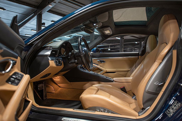 Porsche 991 Carrera 4S