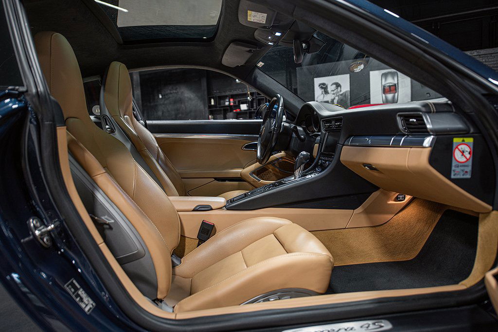 Porsche 991 Carrera 4S