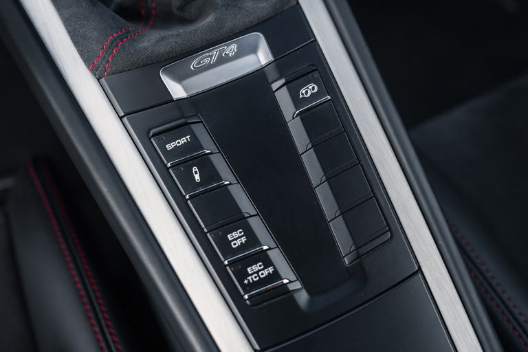 Porsche 981 Cayman GT4