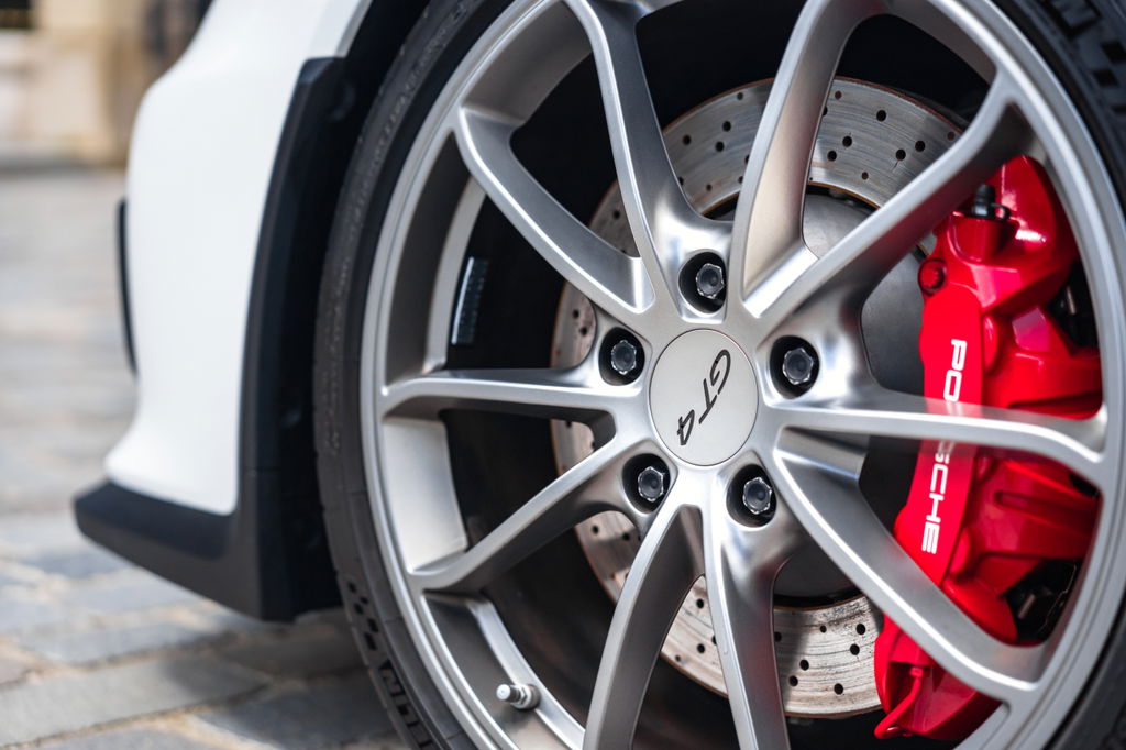 Porsche 981 Cayman GT4