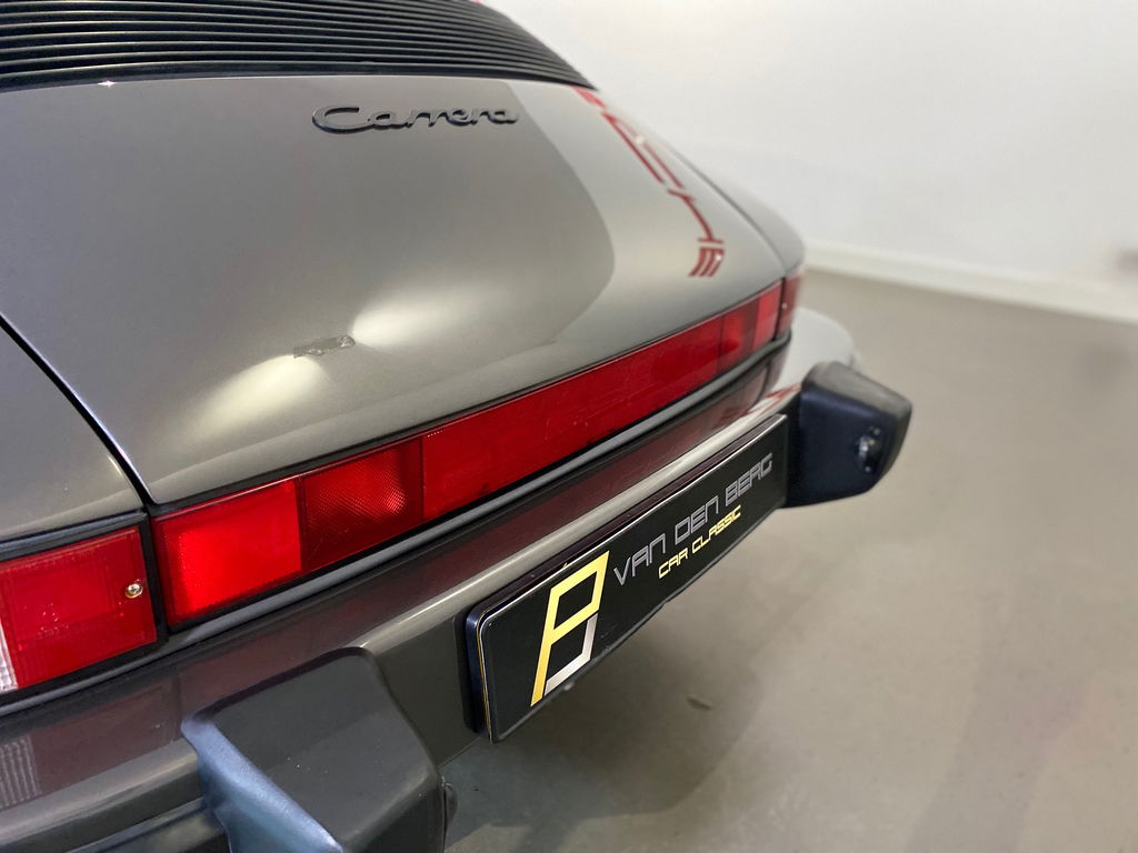 Porsche 911 Carrera 3.2