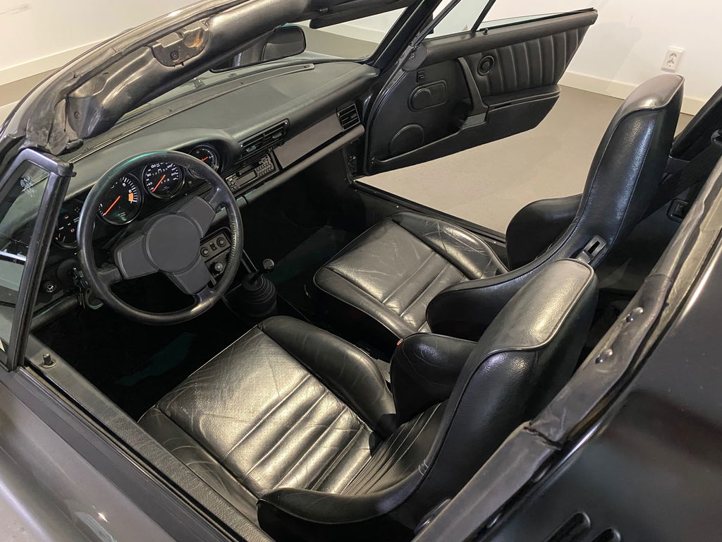 Porsche 911 Carrera 3.2