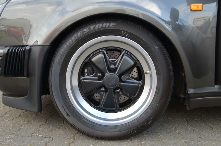 Porsche 911 Turbo 5 Gang