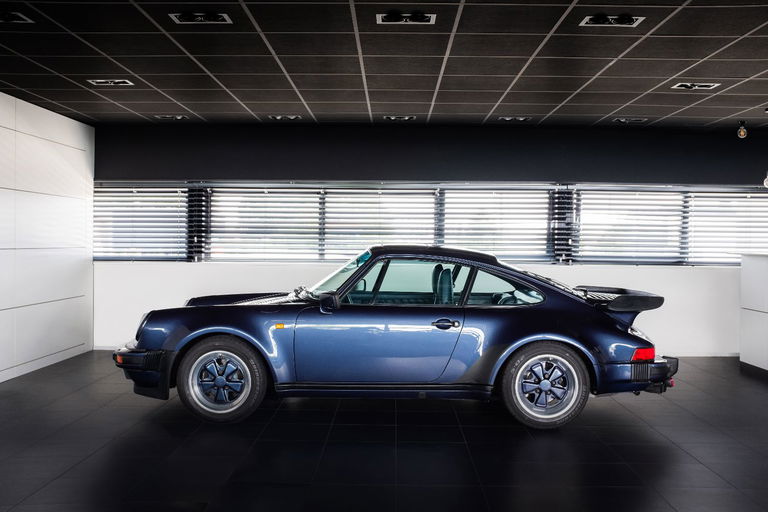 Porsche 911 Turbo 3.3