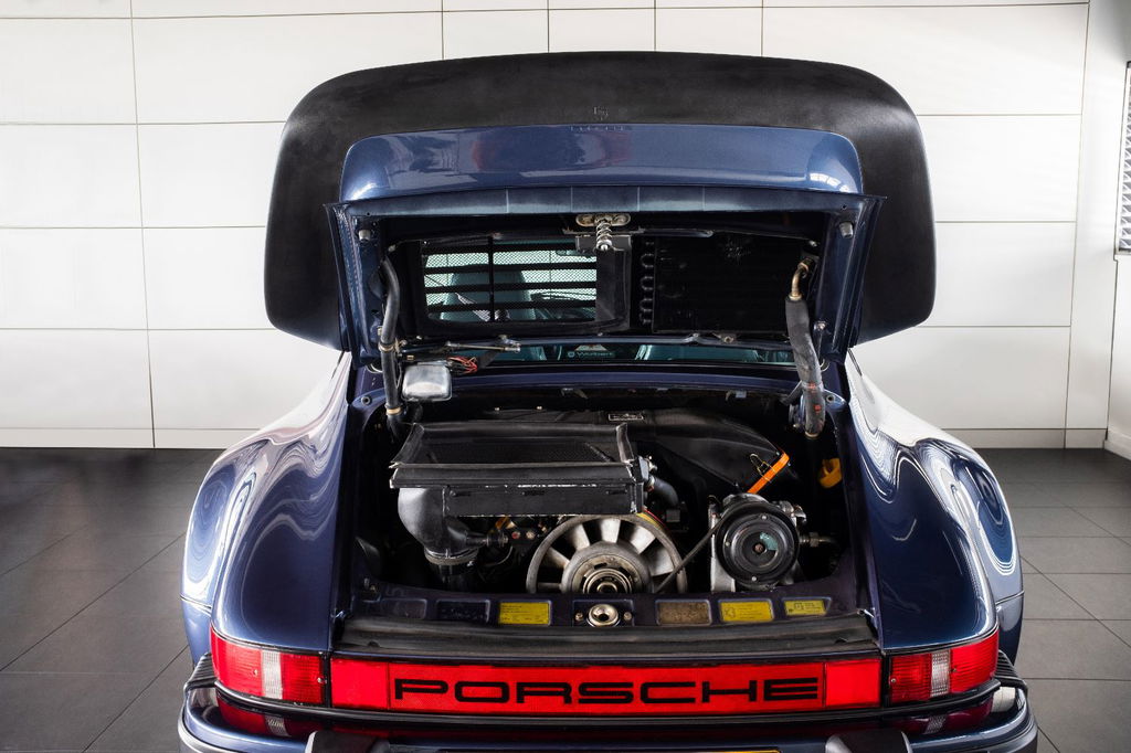 Porsche 911 Turbo 3.3