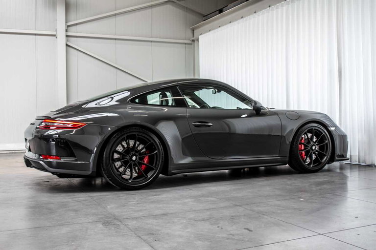 Porsche 991.2 GT3 Touring