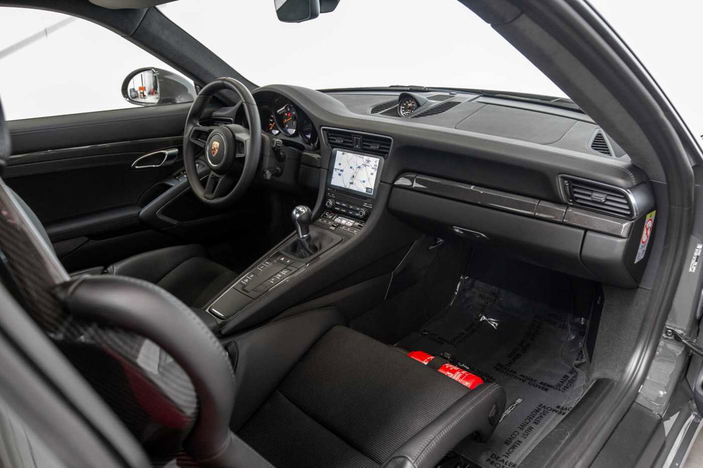 Porsche 991.2 GT3 Touring