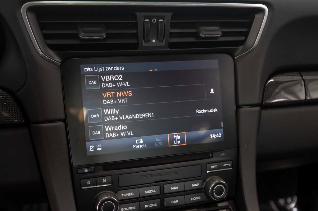 Porsche 991.2 GT3 Touring