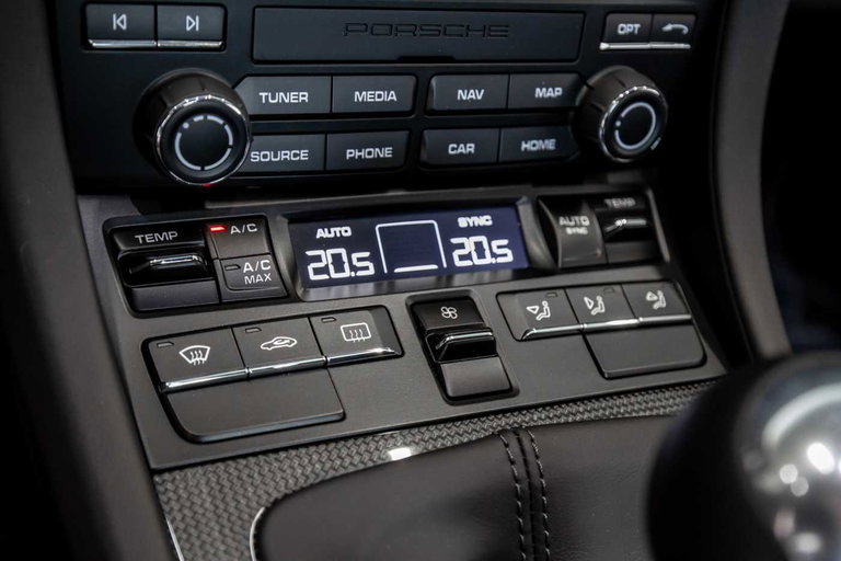 Porsche 991.2 GT3 Touring