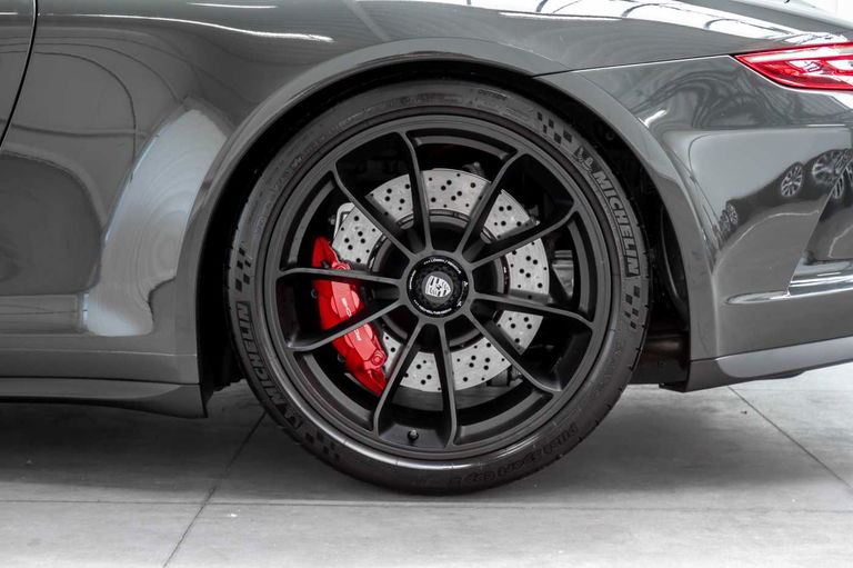 Porsche 991.2 GT3 Touring