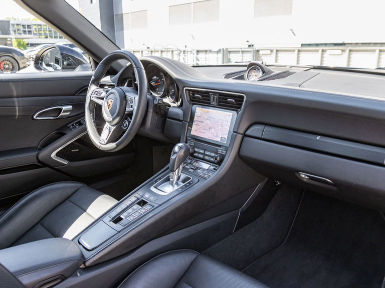 Porsche 991.2 Carrera 4 GTS