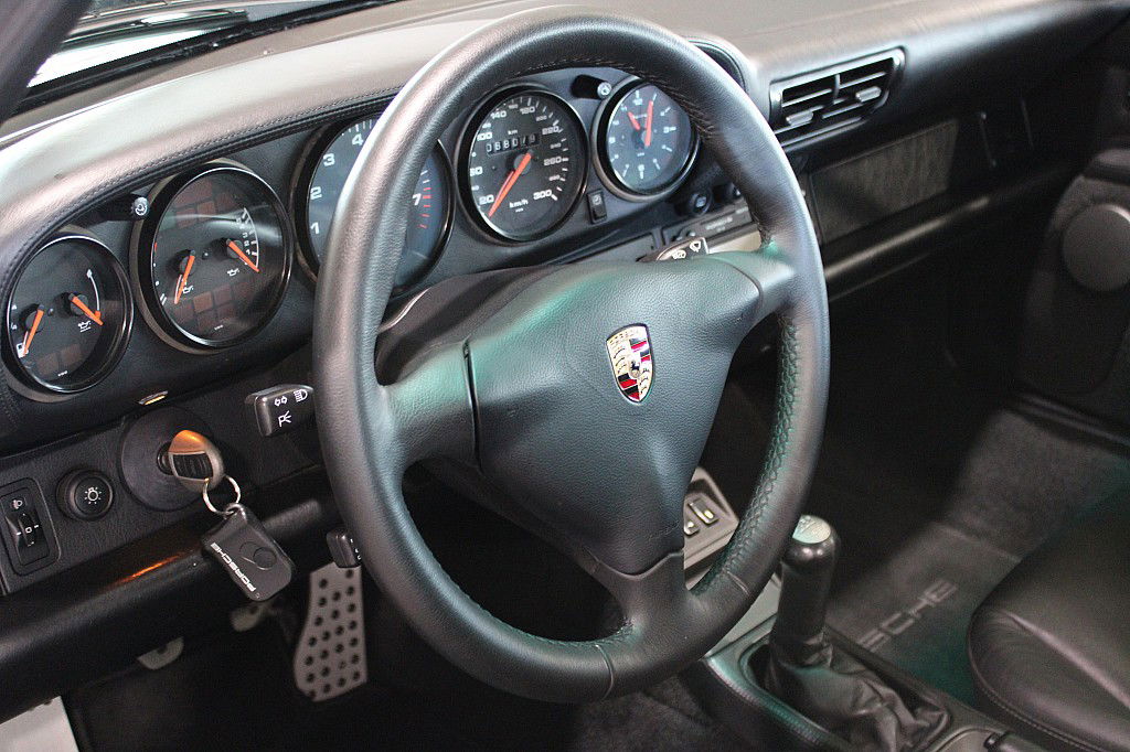 Porsche 993 Carrera 4S
