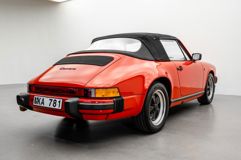 Porsche 911 Carrera 3.2