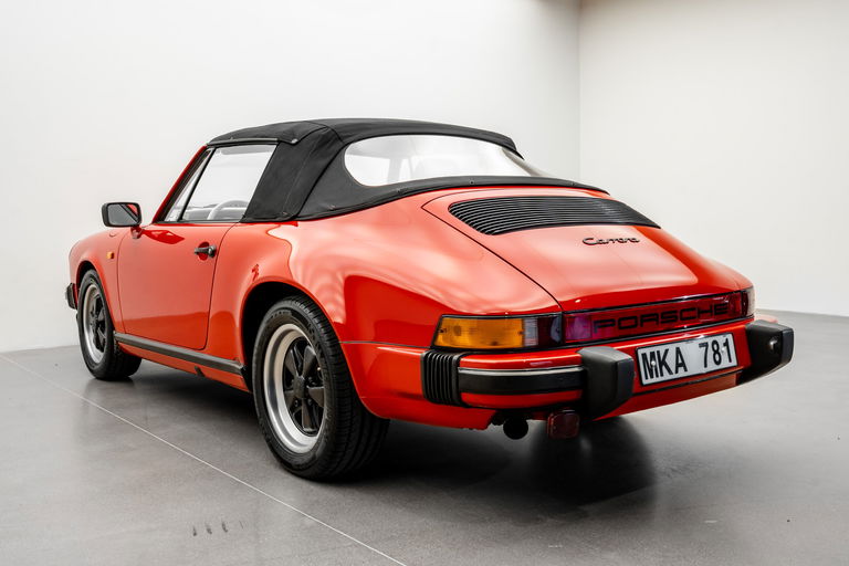 Porsche 911 Carrera 3.2