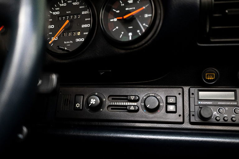 Porsche 964 Carrera 2