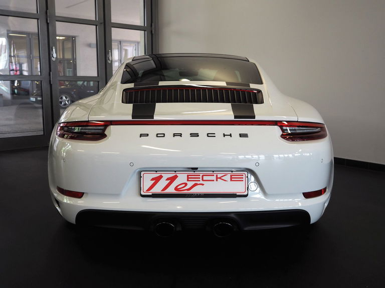 Porsche 991.2 Carrera 4 GTS