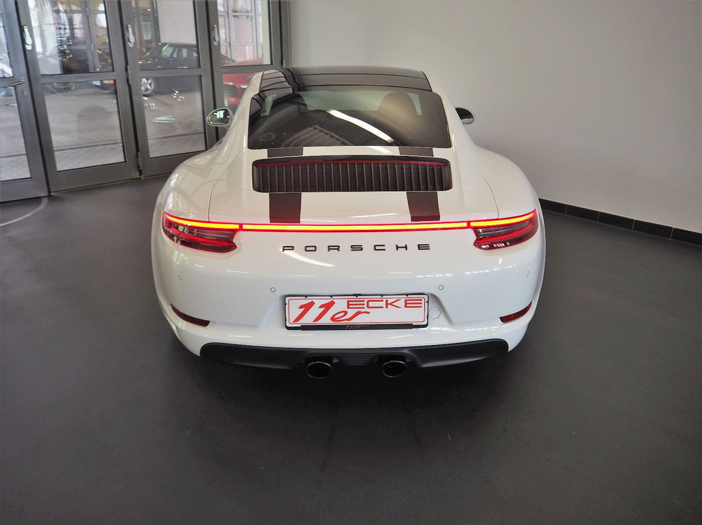 Porsche 991.2 Carrera 4 GTS