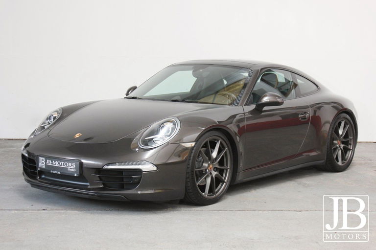 Porsche 991 Carrera 4
