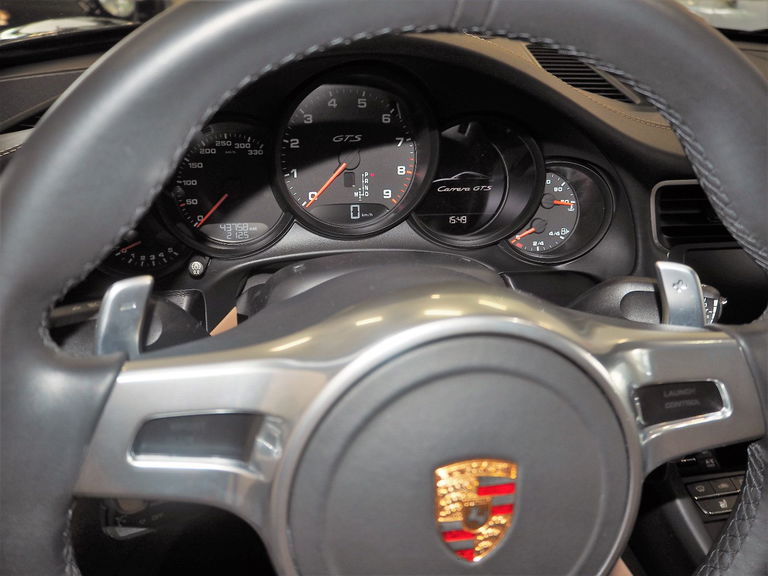 Porsche 991 Carrera GTS