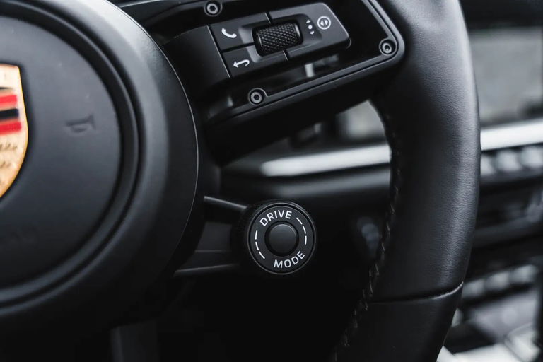 Porsche 992 Carrera 4S