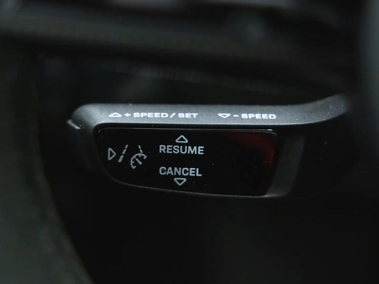 Porsche 992 Carrera 4 GTS