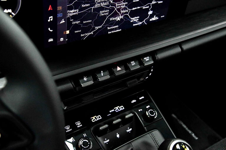 Porsche 992 GT3 Touring