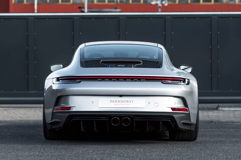 Porsche 992 GT3 Touring