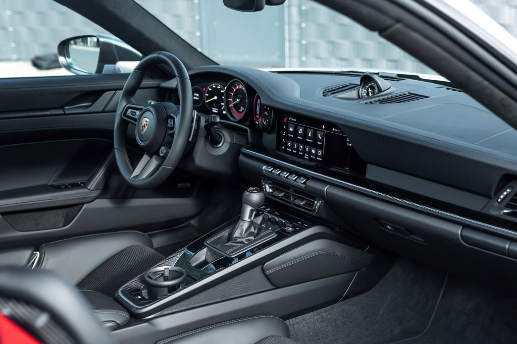 Porsche 992 GT3 Touring