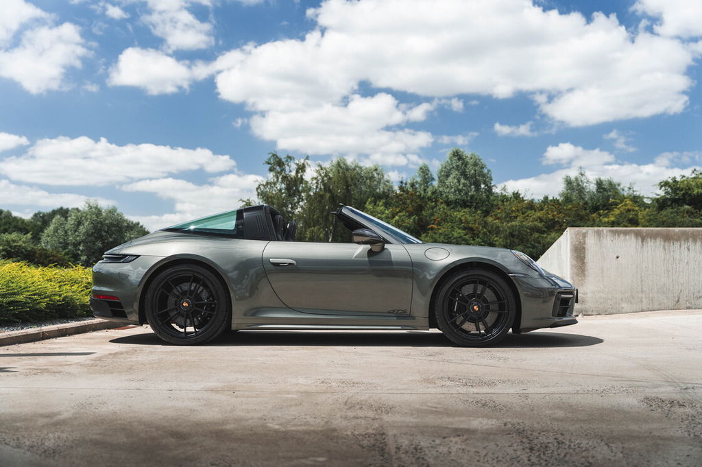 Porsche 992 Targa 4 GTS