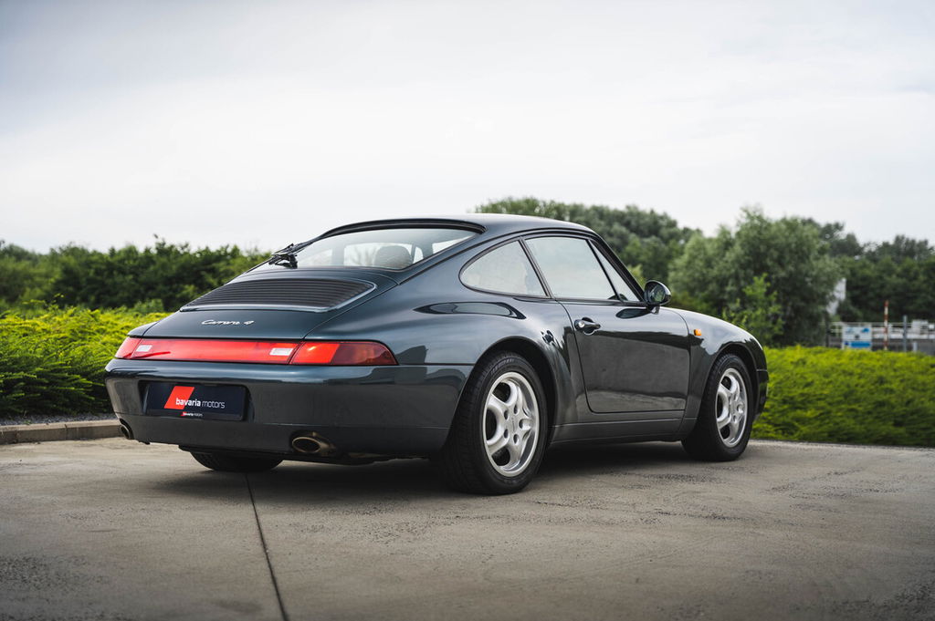 Porsche 993 Carrera 4