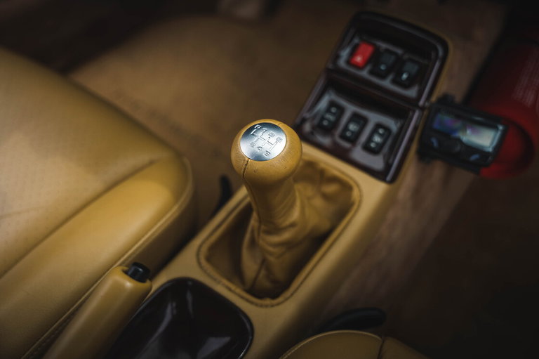 Porsche 993 Carrera 4