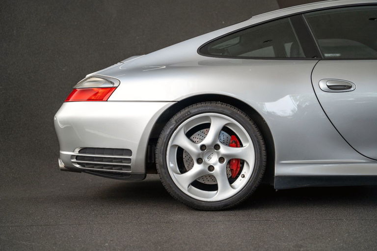 Porsche 996 Carrera 4S