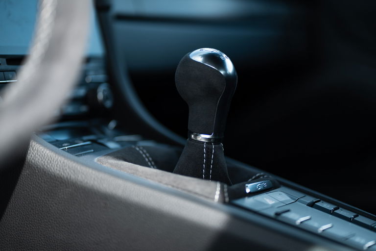 Porsche 718 Cayman GT4