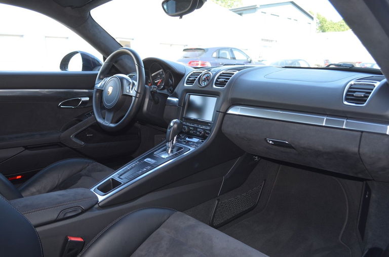 Porsche 981 Cayman GTS