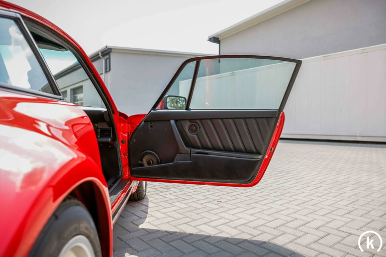 Porsche 911 Turbo 3.3