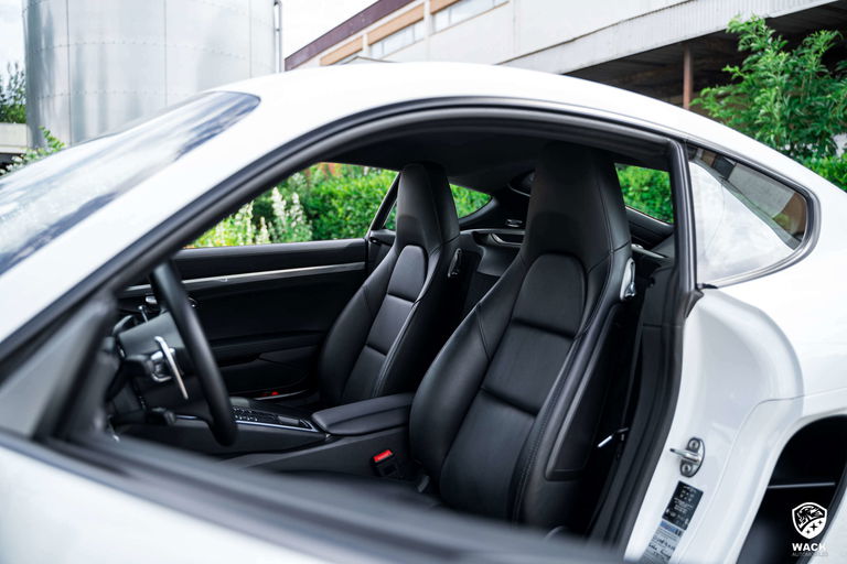 Porsche 981 Cayman S