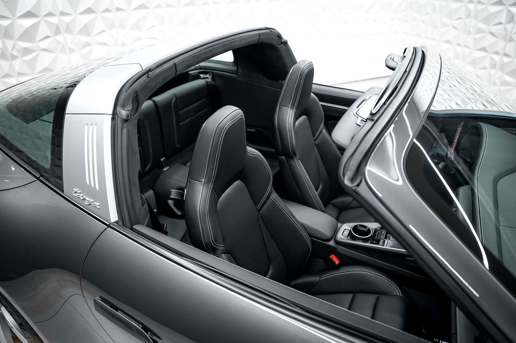 Porsche 992 Targa 4S