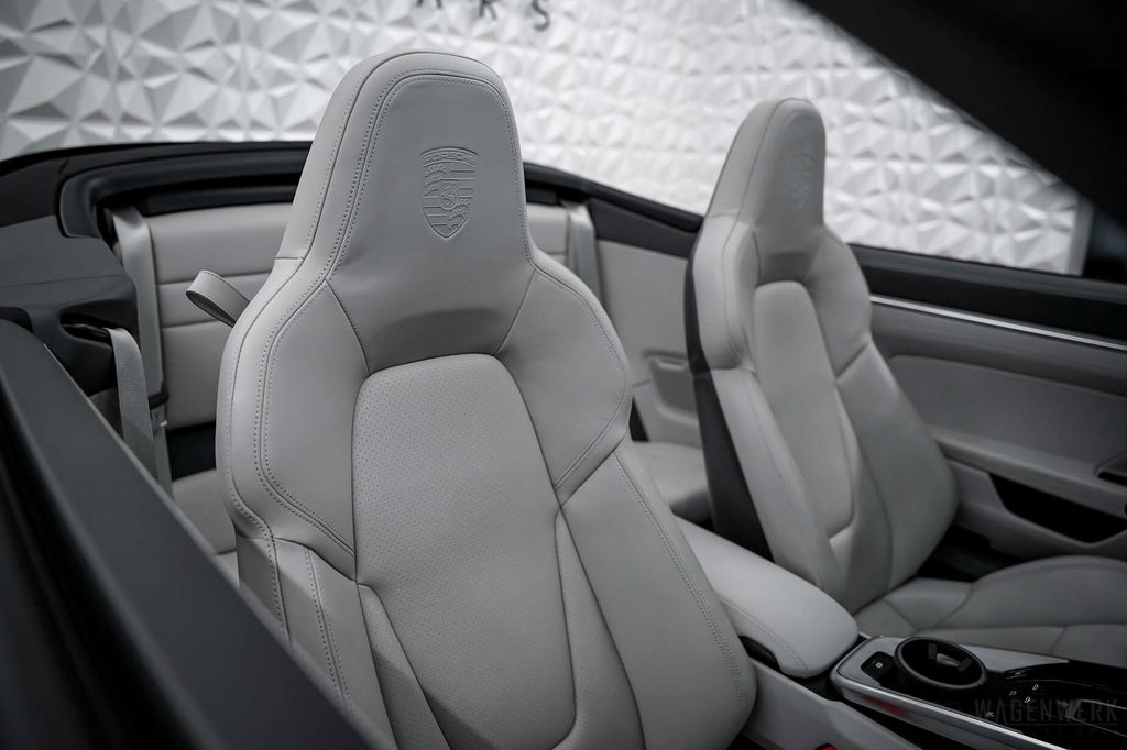 Porsche 992 Carrera S