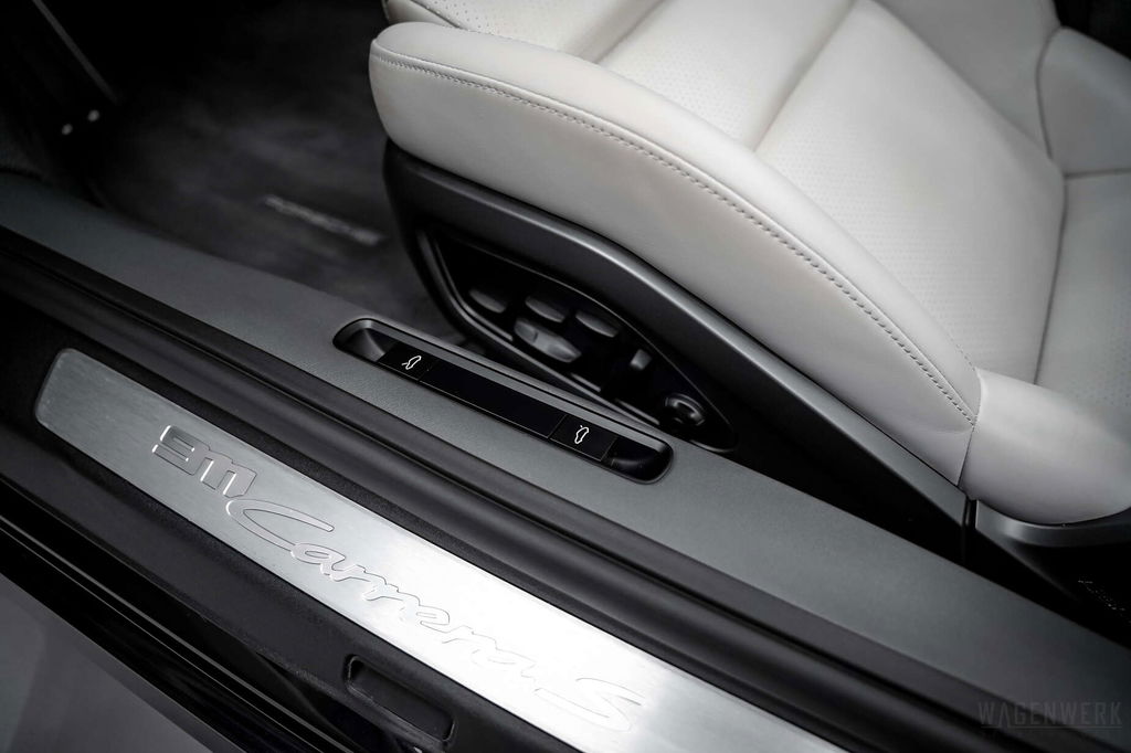 Porsche 992 Carrera S