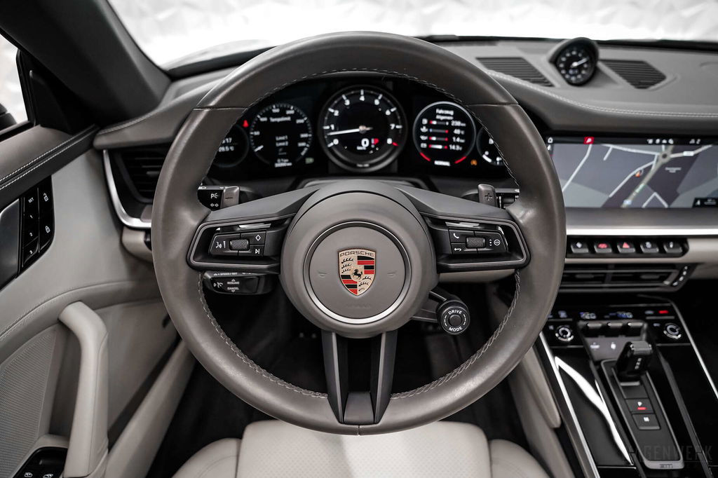 Porsche 992 Carrera S