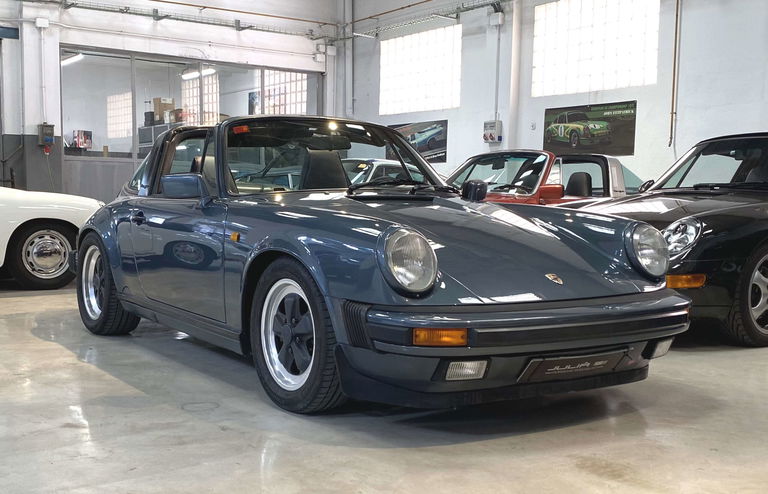 Porsche 911 Carrera 3.2