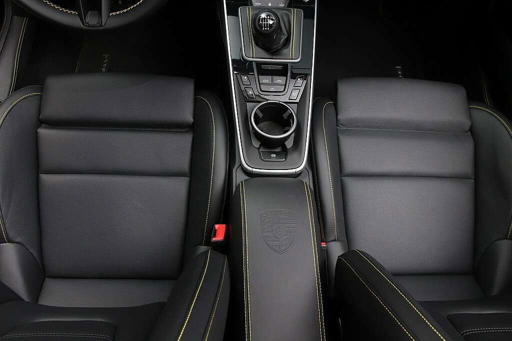 Porsche 992 Carrera S