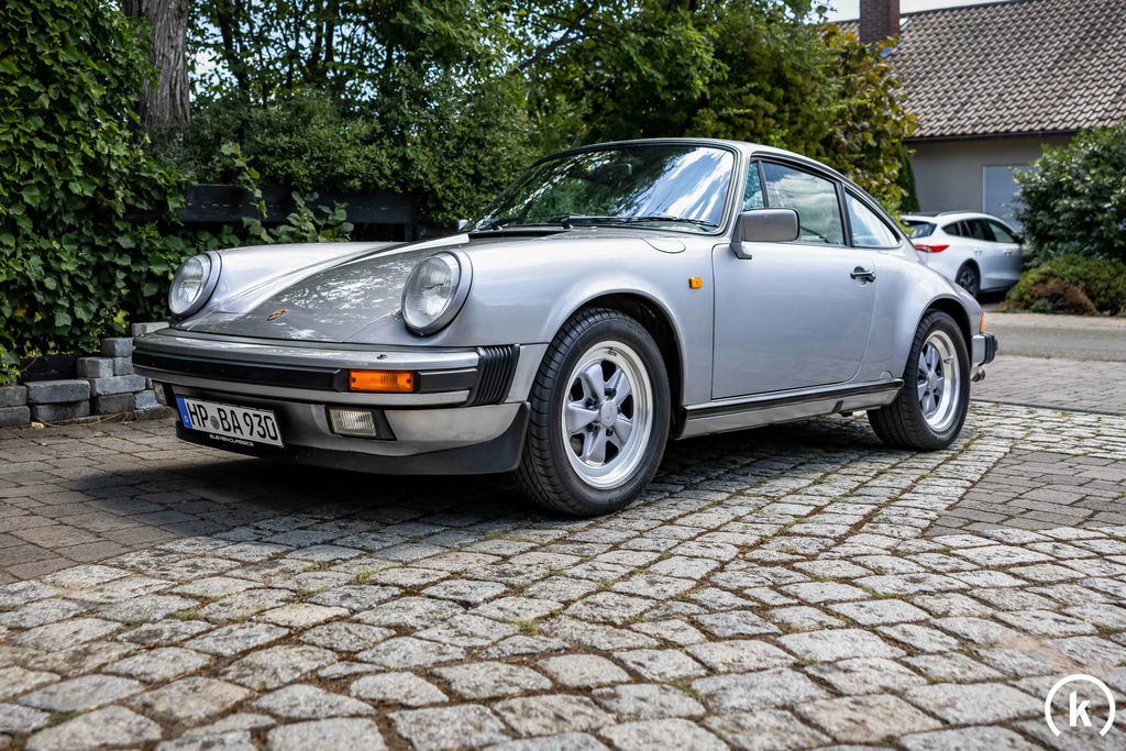 Porsche 911 Carrera 3.2 “25 Jahre 911”
