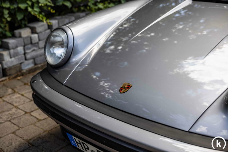 Porsche 911 Carrera 3.2 “25 Jahre 911”