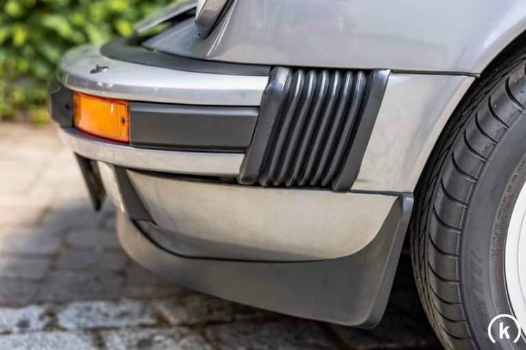 Porsche 911 Carrera 3.2 “25 Jahre 911”