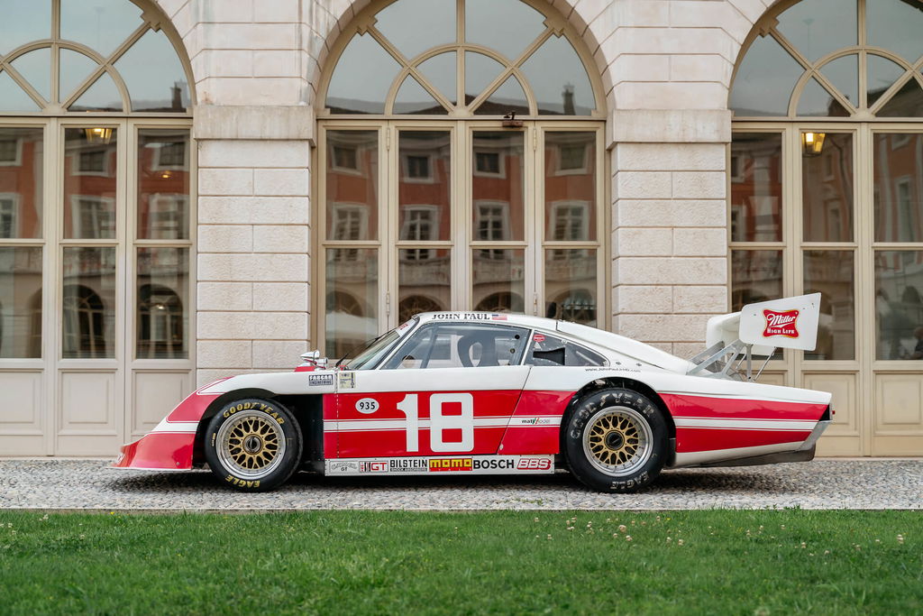 Porsche 935