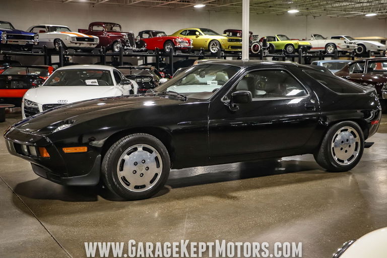 Porsche 928 S
