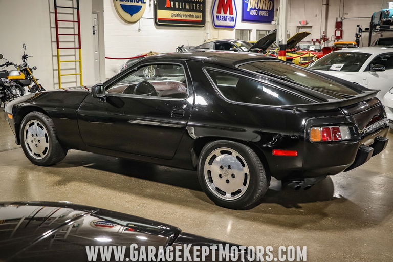 Porsche 928 S
